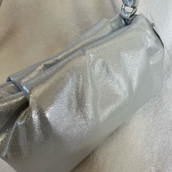 Nina Becca-B Shoulder Bag in Silver NWT - Picture 8 of 15